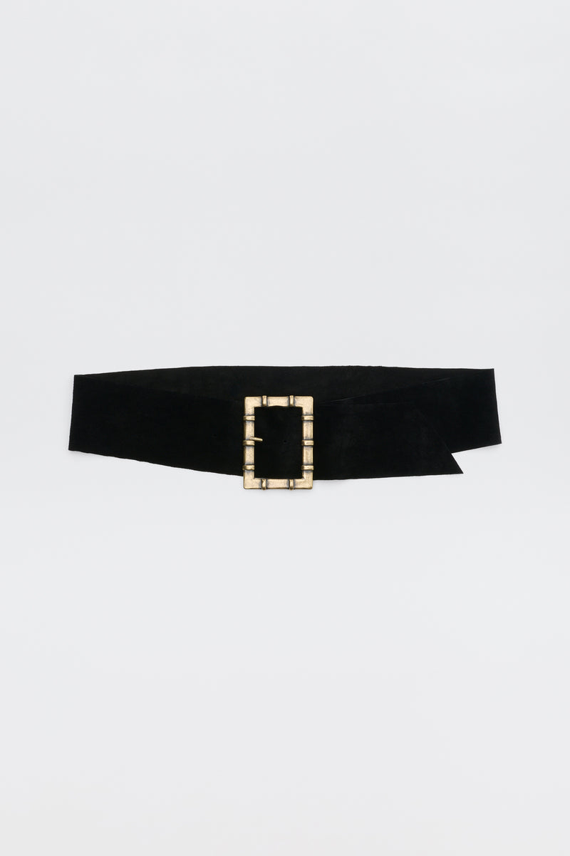 Helga - Black belt with a rectangular gold-toned buckle.